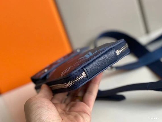 POUCH PHONE VUITTON LOUIS 0715
